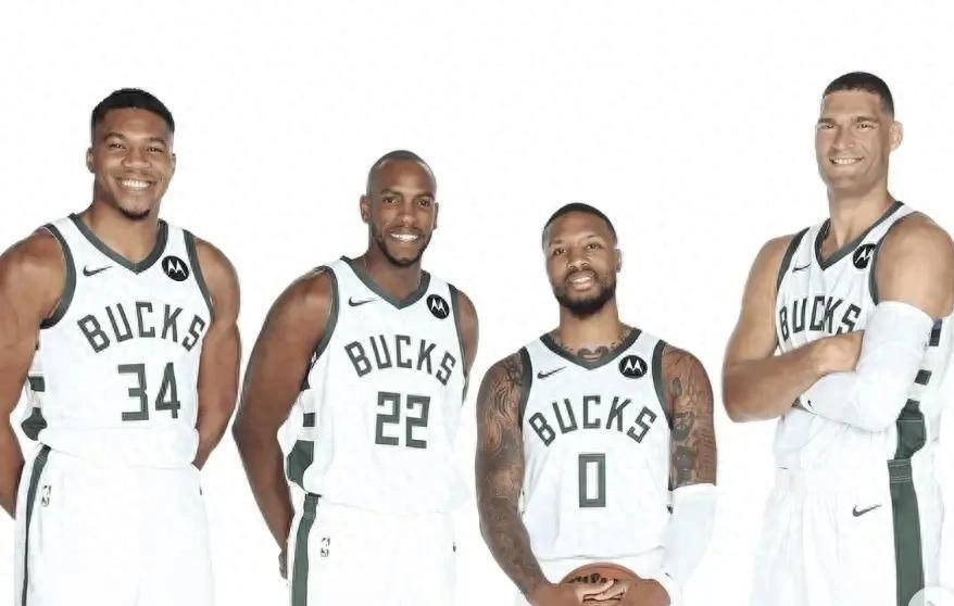 包含关键时刻体能课后，密尔沃基雄鹿状态回暖备战足总杯，质疑声仍在，阵容厚度经受考验的词条